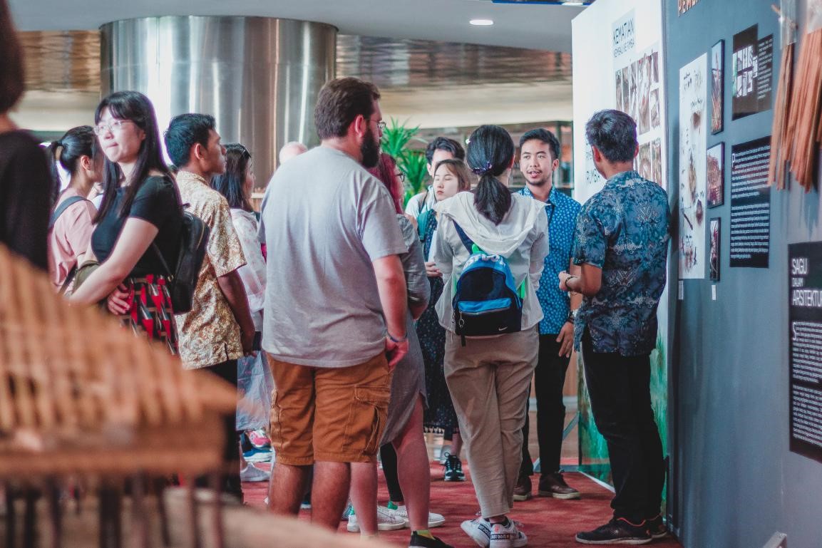 Begini kira-kira suasana Pameran Ekskursi Eksternal Arsitektur UI 2018 : Seram